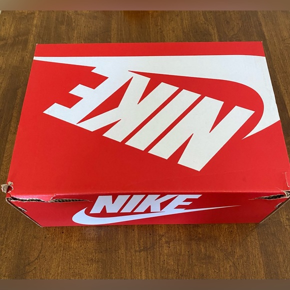 Nike Air Max 90 LTR GS (NEW IN BOX) Low Top Sneaker (Size: 5.5 Youth) Shoes - Picture 12 of 13